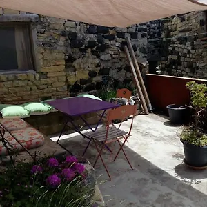  Appartement Ruelles Et Terrasses France